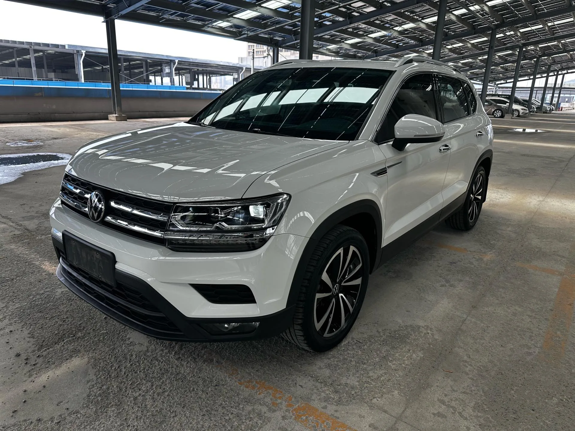 Tharu 2022 280TSI 2WD Luxury Edition