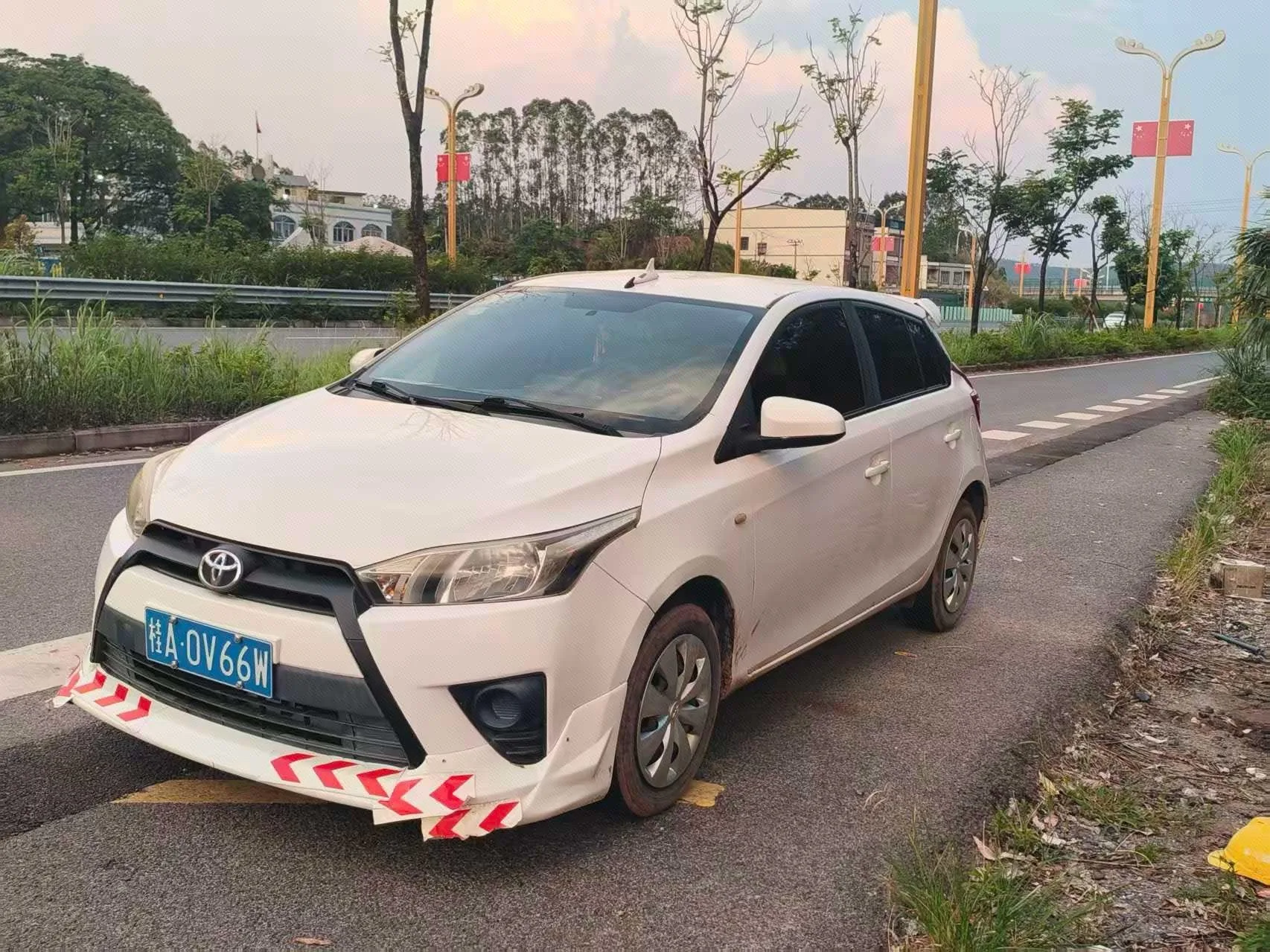 YARiS L Zhixuan 2014 1.3E Automatic Dynamic Edition