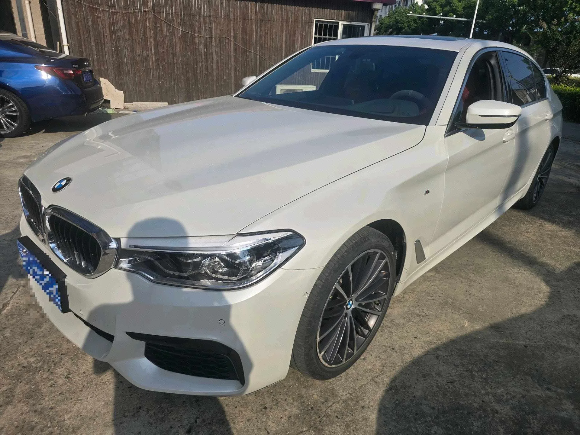 2020 BMW 5 Series 530Li Premium Edition with M Sport Package