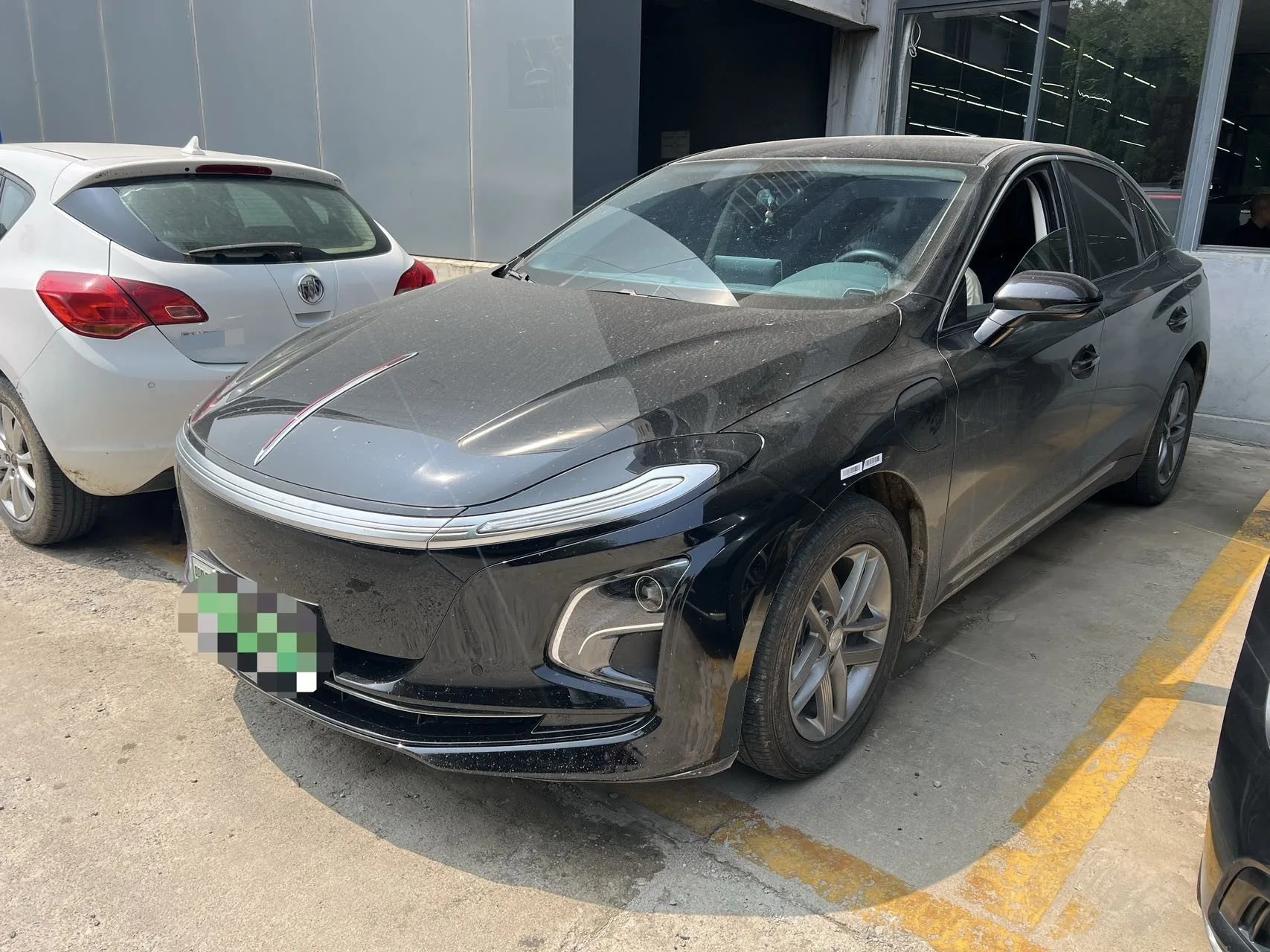 Hongqi 2025 E-QM5 500km Commuter Edition, Automatic Transmission