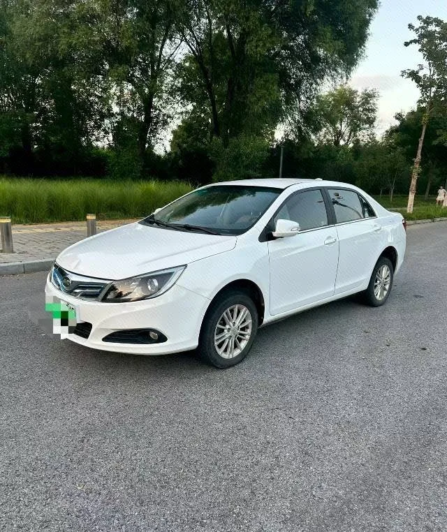 BYD e5 2018 Model Year 450 Smart Connect Enjoy Edition