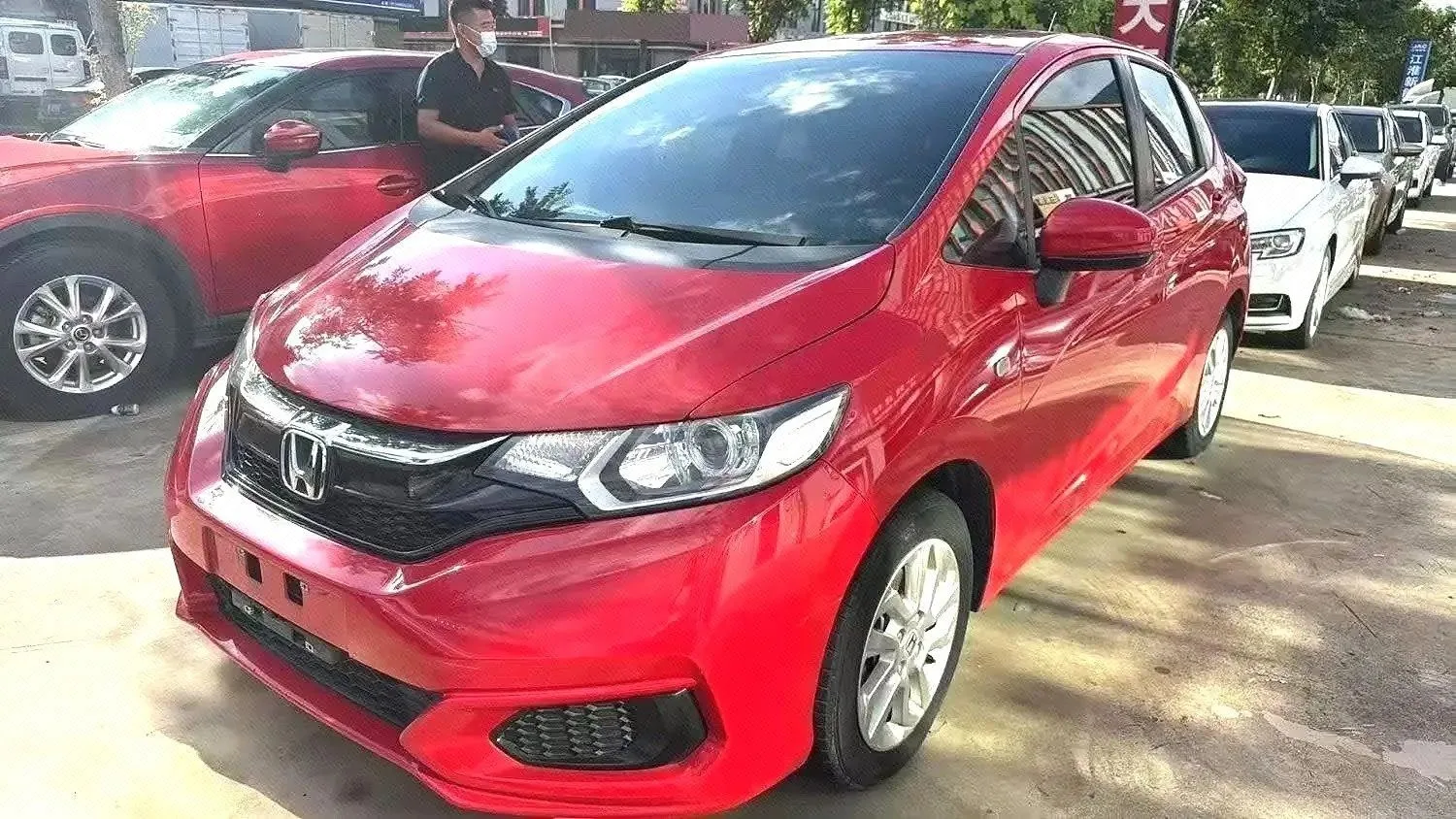 Honda Fit 2018 1.5L CVT Comfort Sunroof Edition
