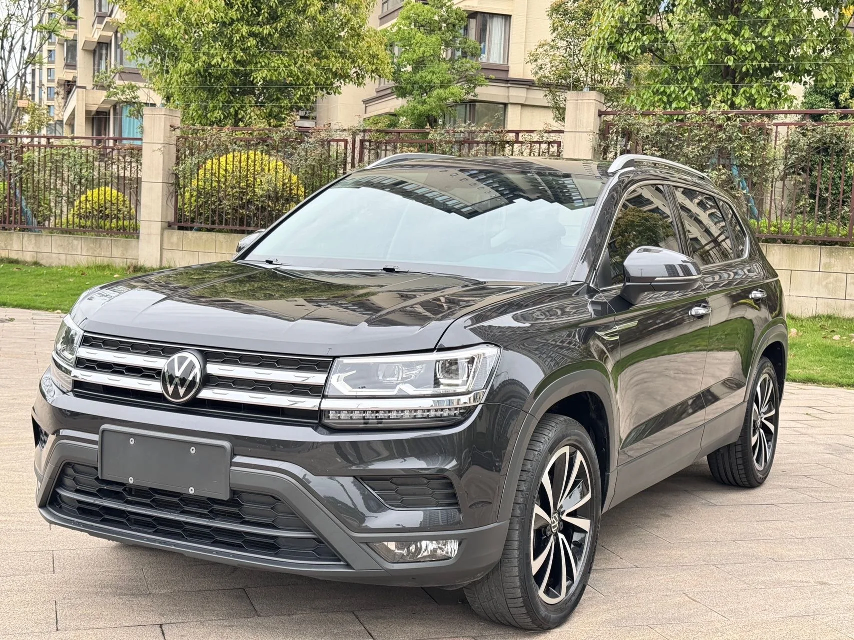 Tharu 2021 280TSI 2WD Luxury Edition PLUS