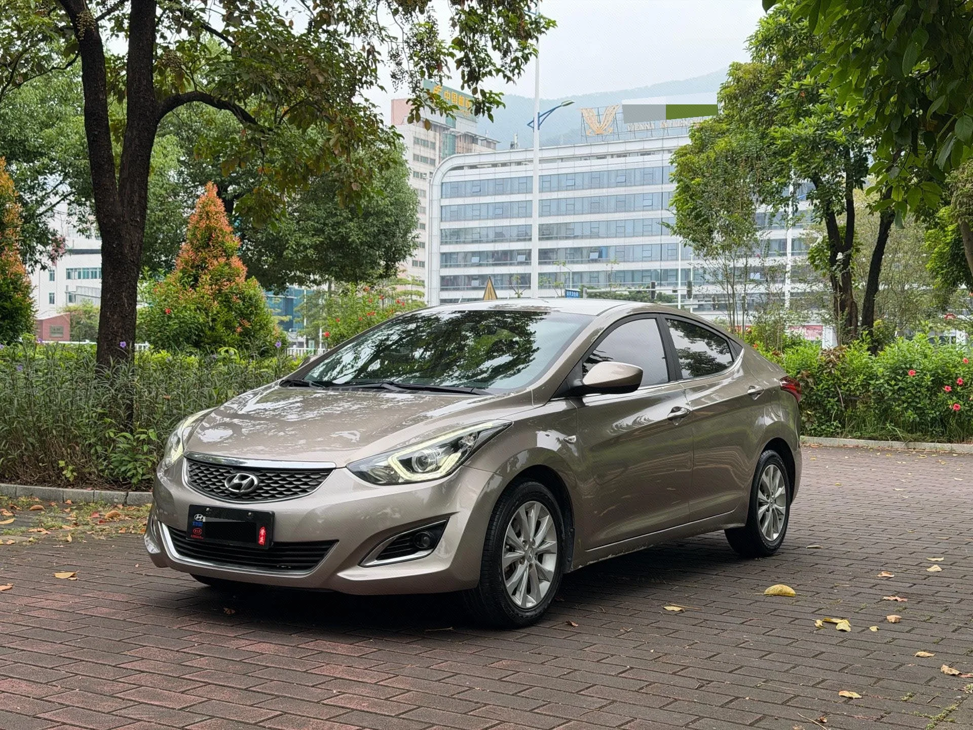Hyundai Elantra 2016 1.6L Automatic Smart Edition