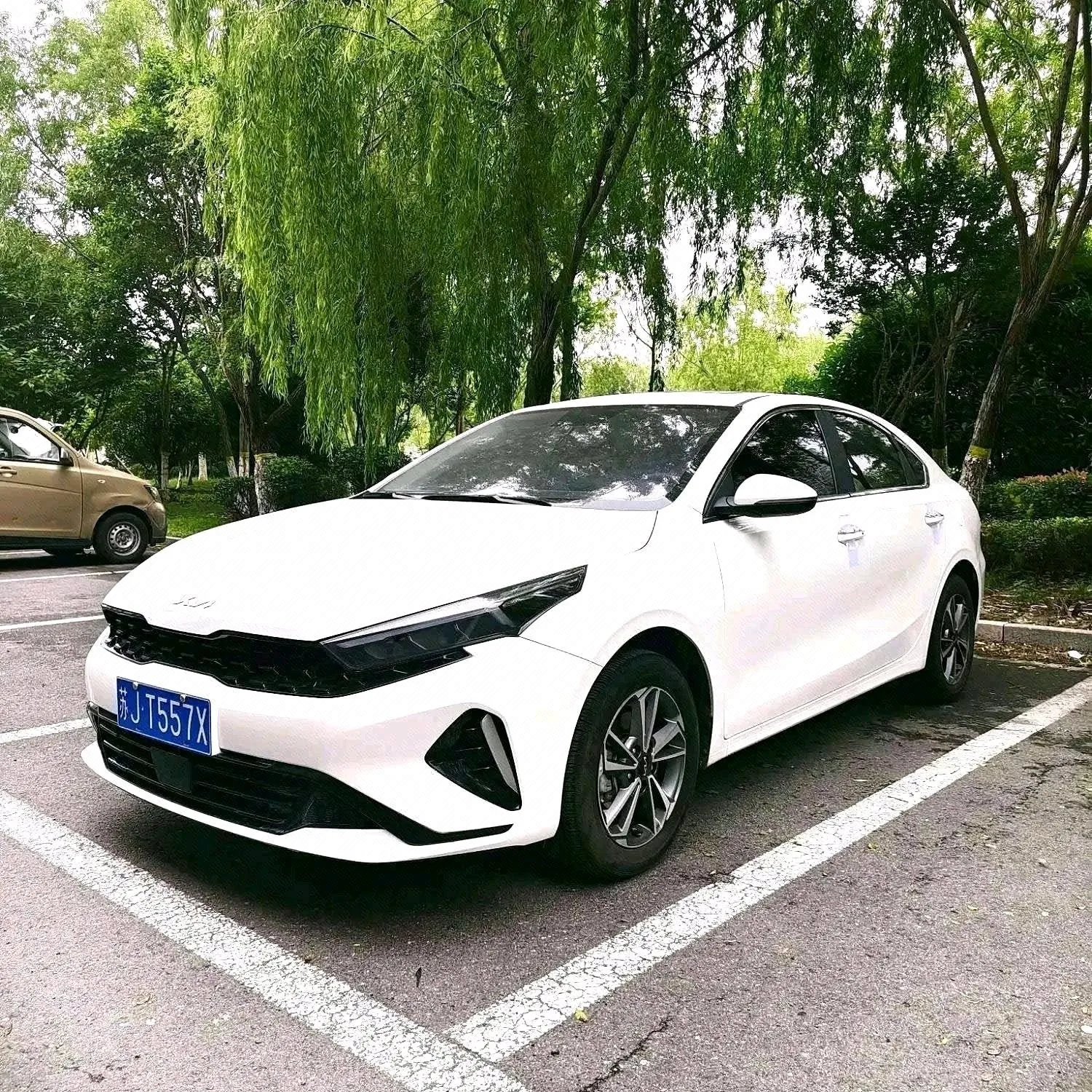 Kia K3 2023 1.5L CVT Luxury Edition