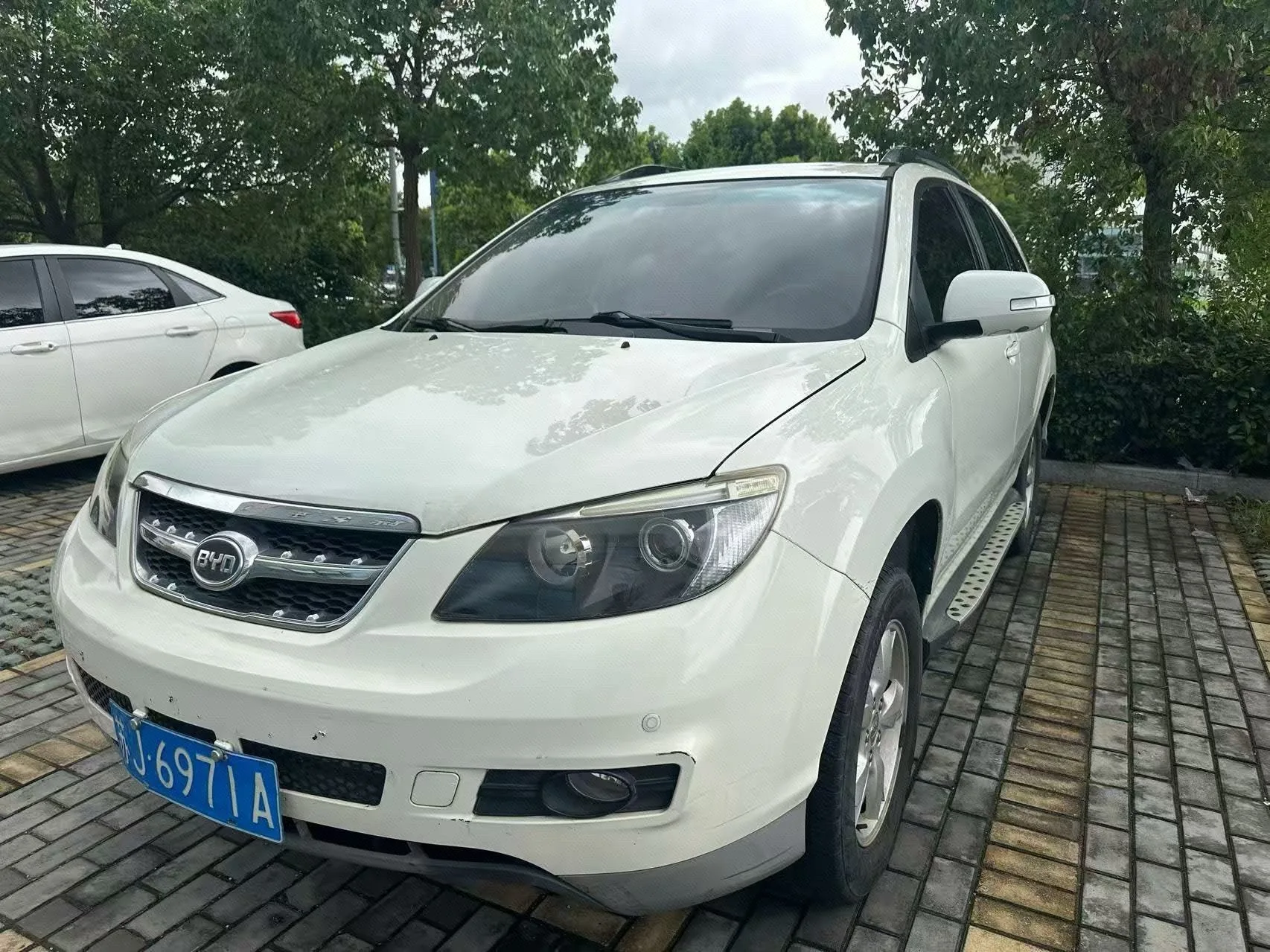 BYD 2014 S6 2.0 Premium Edition, Manual Transmission