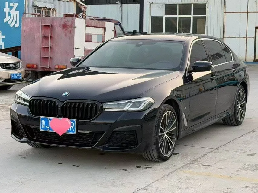 2021 BMW 5 Series 530Li Leading Edition M Sport Package