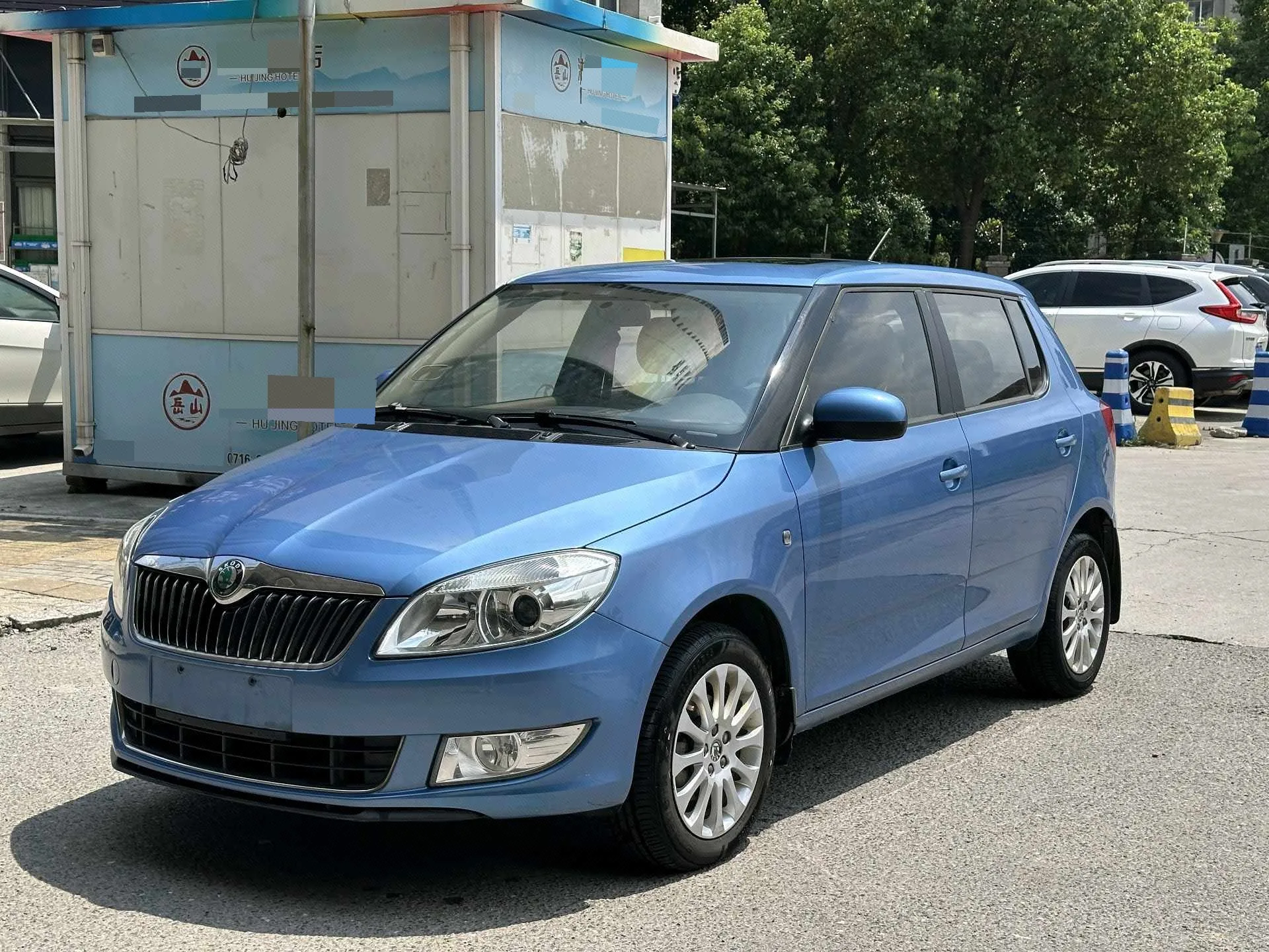 Skoda Rapid 2012 Model Year 1.6L Automatic Crystal Edition