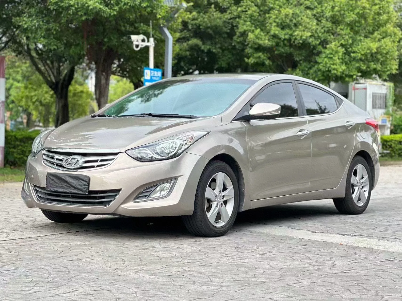 Hyundai Elantra 2012 1.6L Automatic Fashion Edition