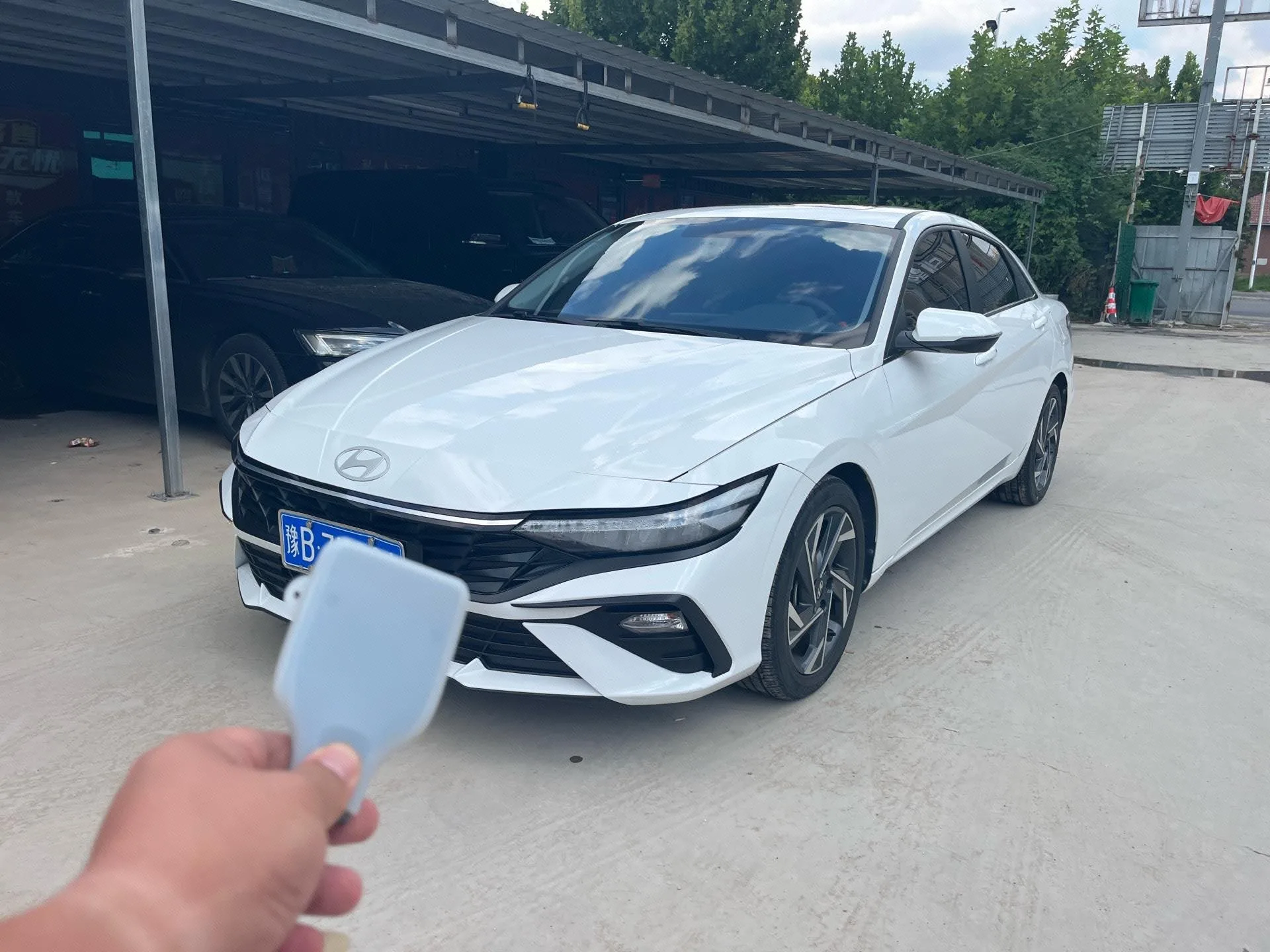 Hyundai Elantra 2023 1.5L CVT GLX Elite Edition