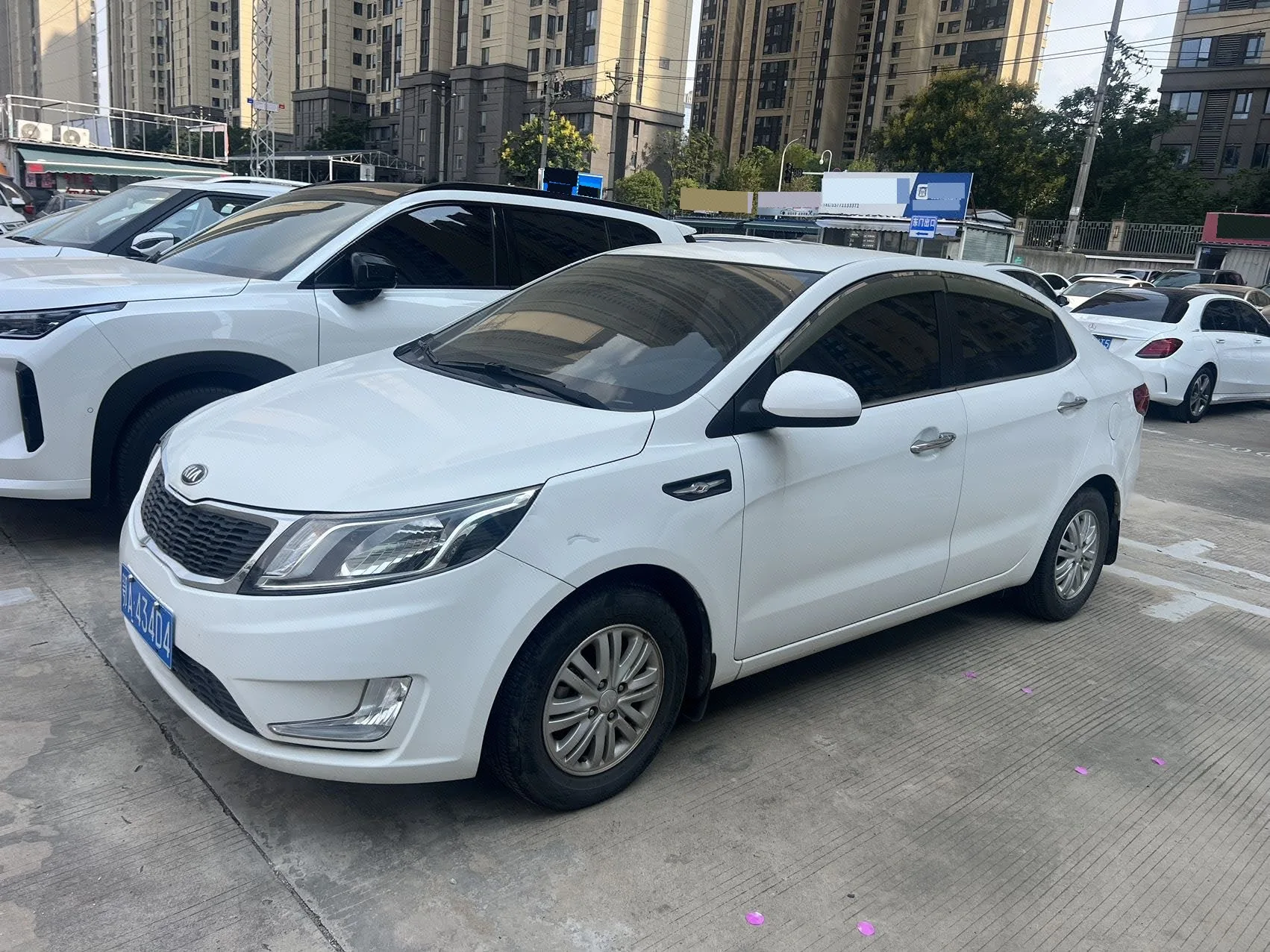 Kia K2 2012 Sedan 1.4L AT GLS Anniversary Edition