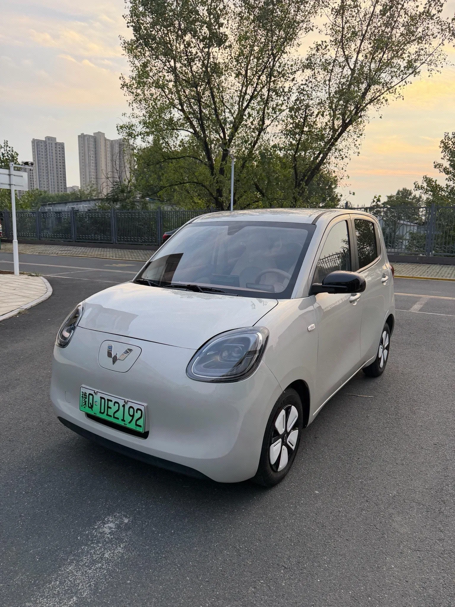 Wuling 2025 Hongguang MINI EV Four-Door Edition Premium+ Automatic Transmission