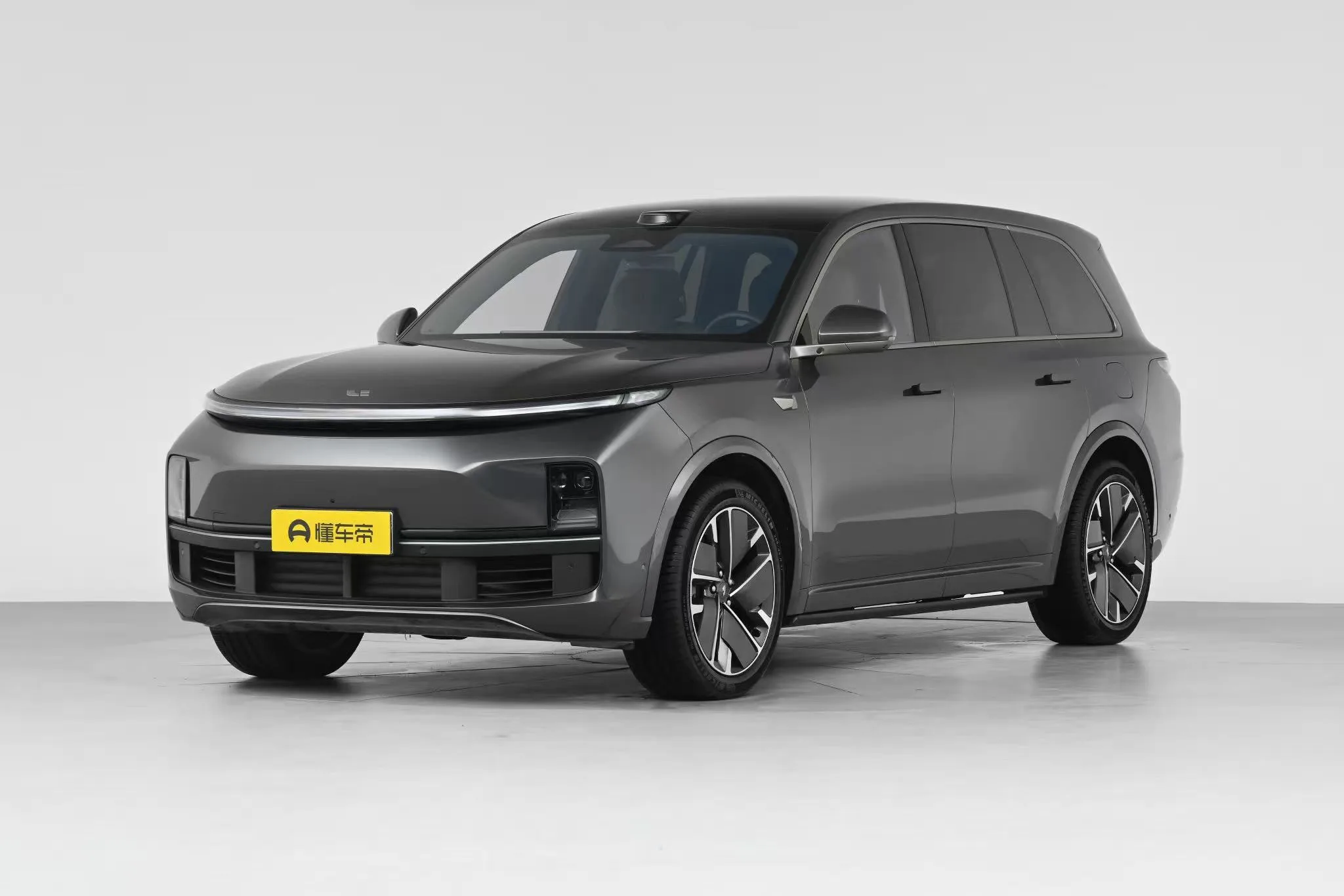 Li L9 — Authorized new car for export from China (listing thumbnail)