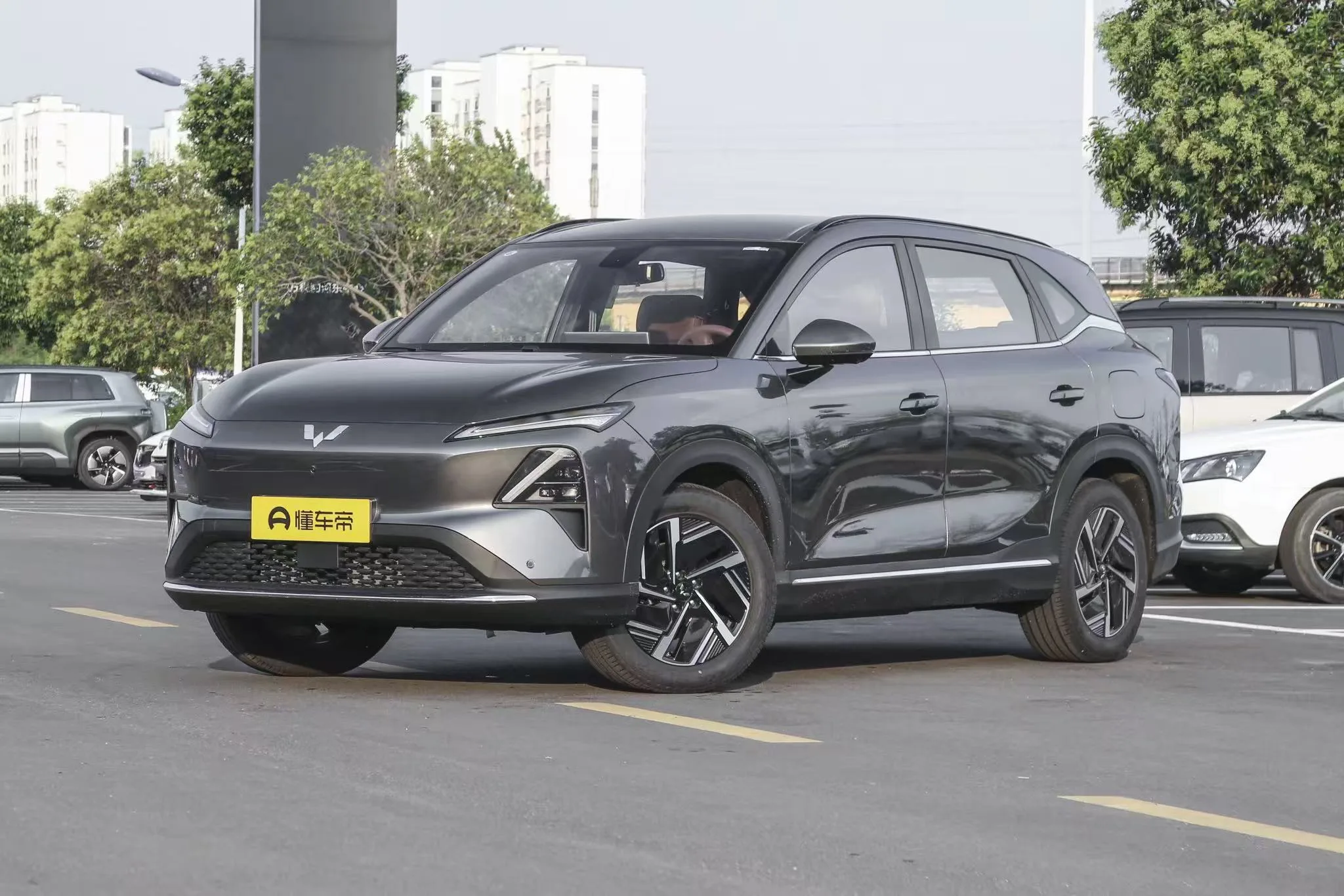 Wuling Starlight S — Authorized new car for export from China (listing thumbnail)